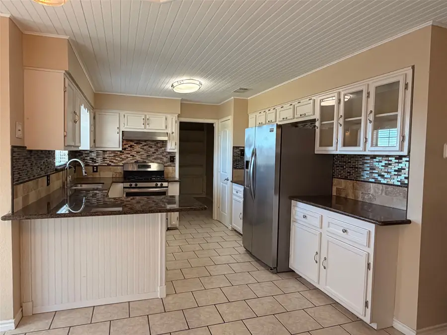 11974 N Ridgeway Drive, Willis, TX 77318 - Image #3