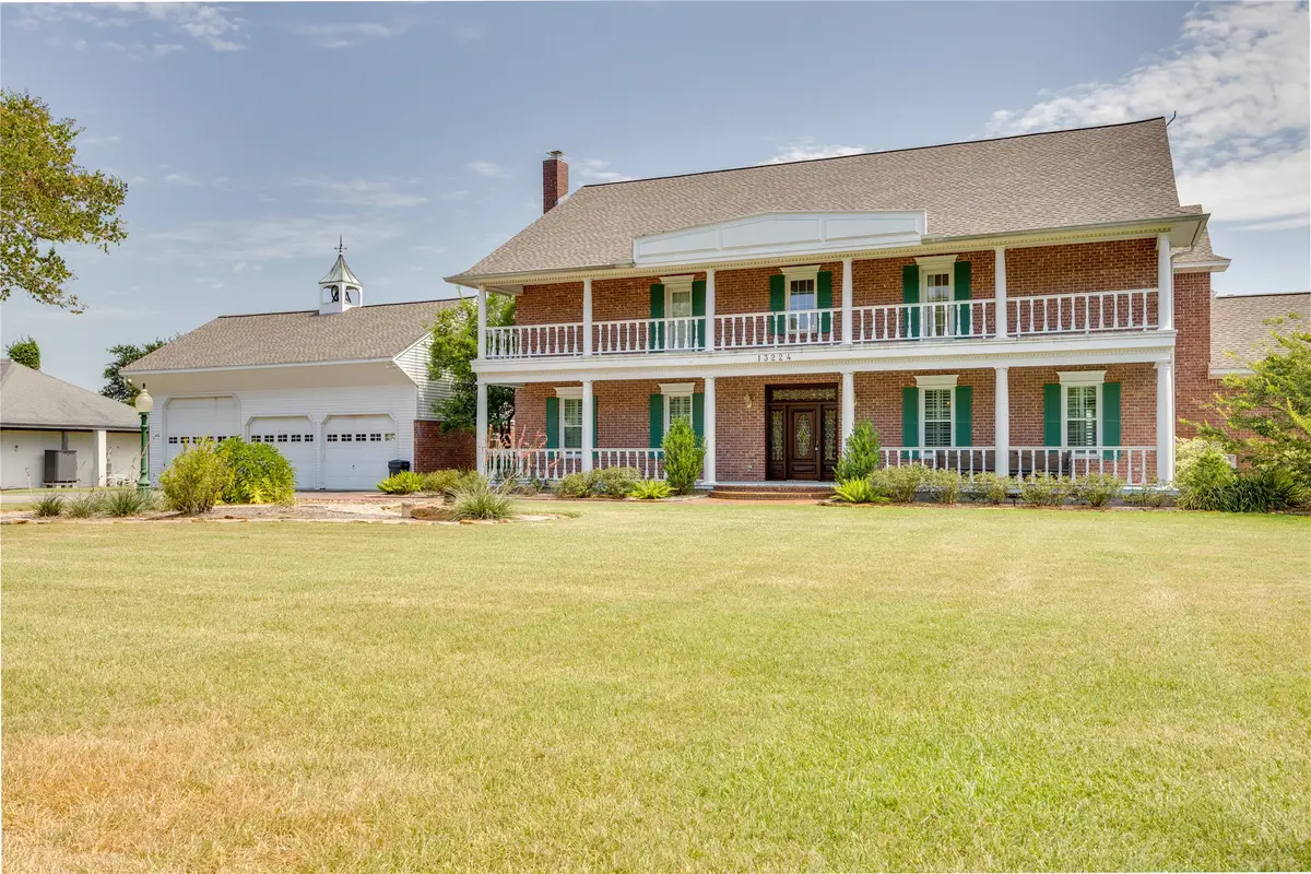 13224 Bay Place Drive, Beach City, TX 77523 - #1