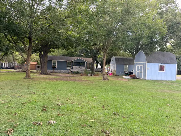 2308 Avenue L, Bay City, TX 77414