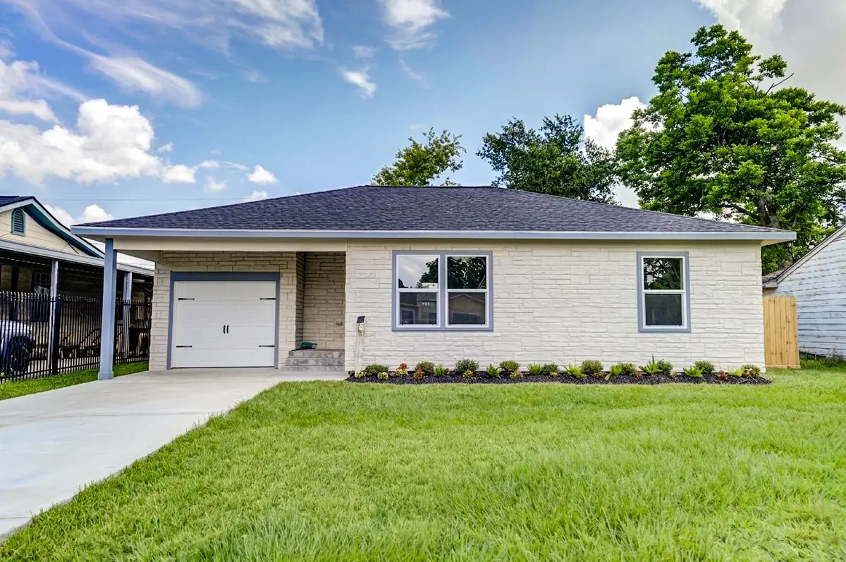 10413 Muscatine Street, Houston, TX 77029 - #1