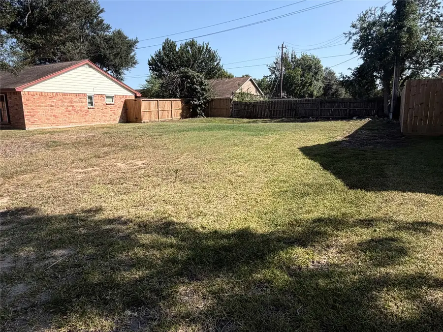 9926 Rocky Hollow Road, La Porte, TX 77571 - #2