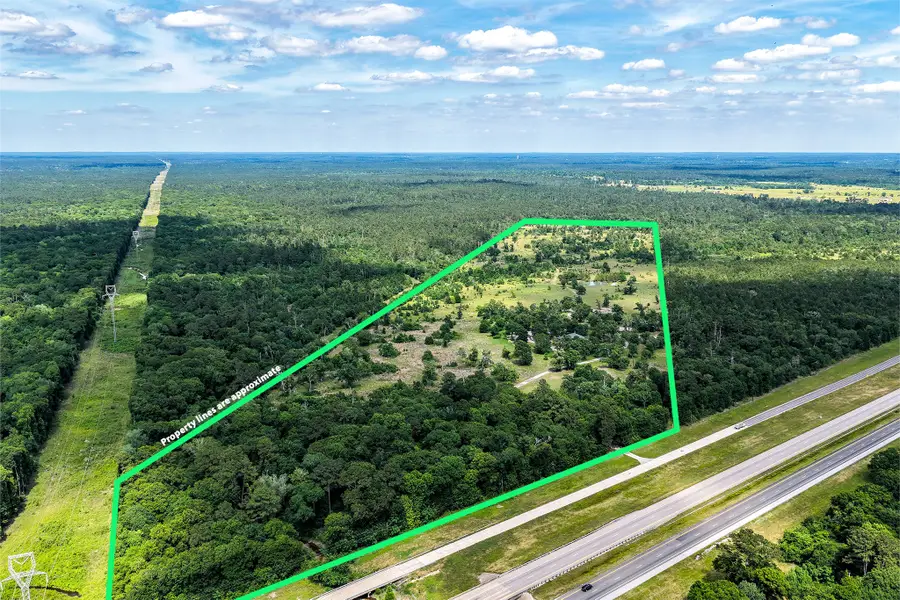 1726 I-45 N, Huntsville, TX 77320 - #2