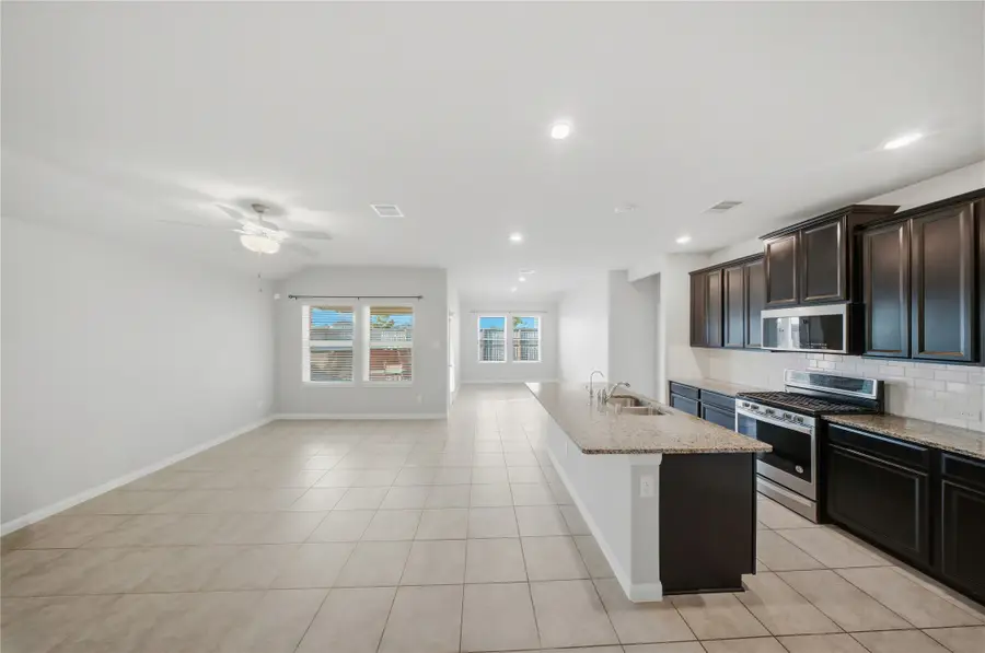 815 Barstow Drive, Rosharon, TX 77583 - #3