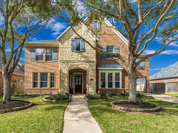 8310 Crescent Knolls Drive, Richmond, TX 77406