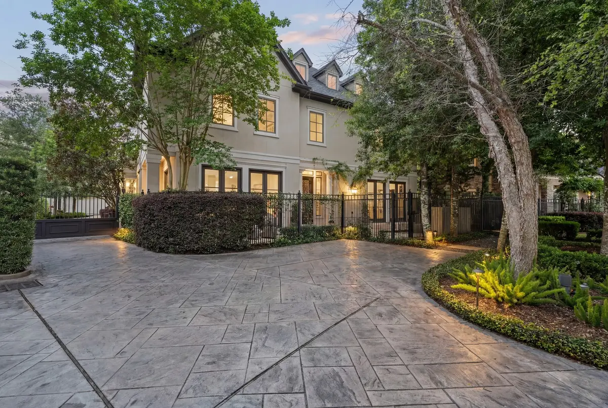 30 Hackberry Lane #A, Houston, TX 77027 - #1