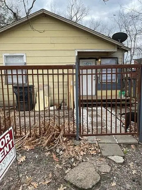 1406 E 35th Street, Houston, TX 77022 - Image #1