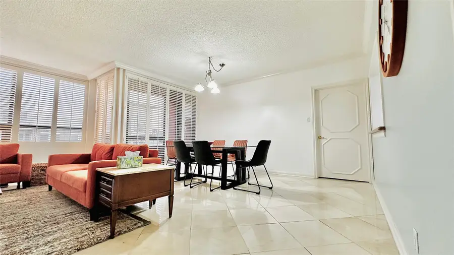 5150 Hidalgo Street #605, Houston, TX 77056 - Image #2