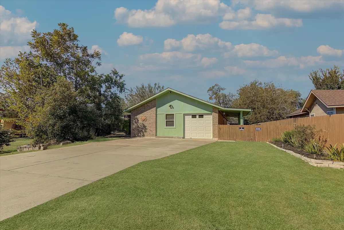 4709 26th Street E, Dickinson, TX 77539 - Image #1