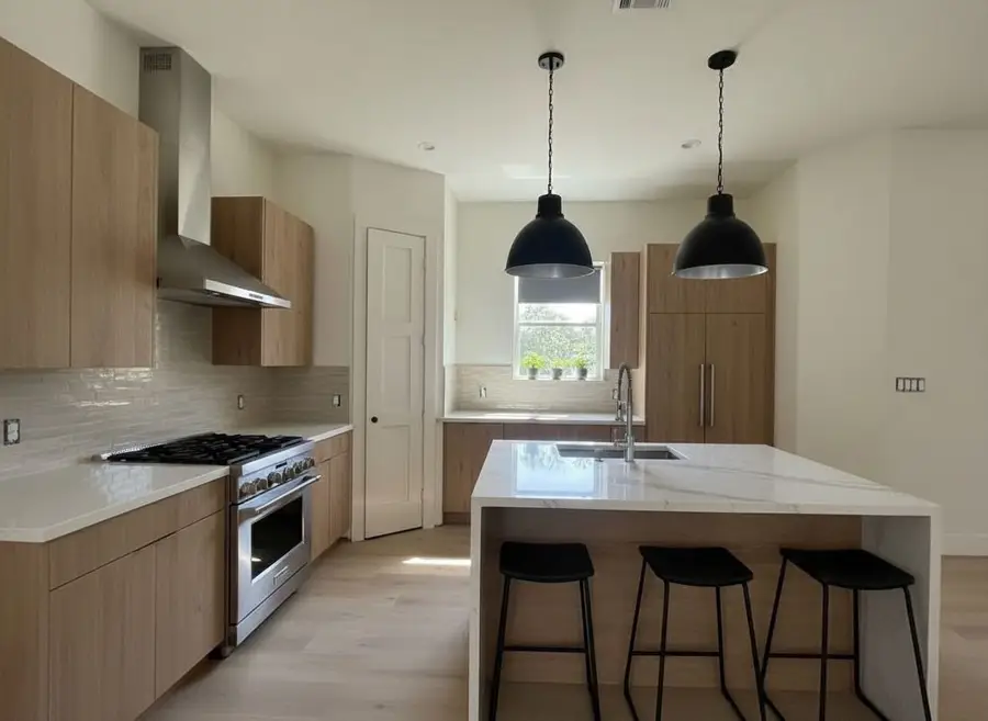 1228 Johnston Street, Houston, TX 77022 - Image #3