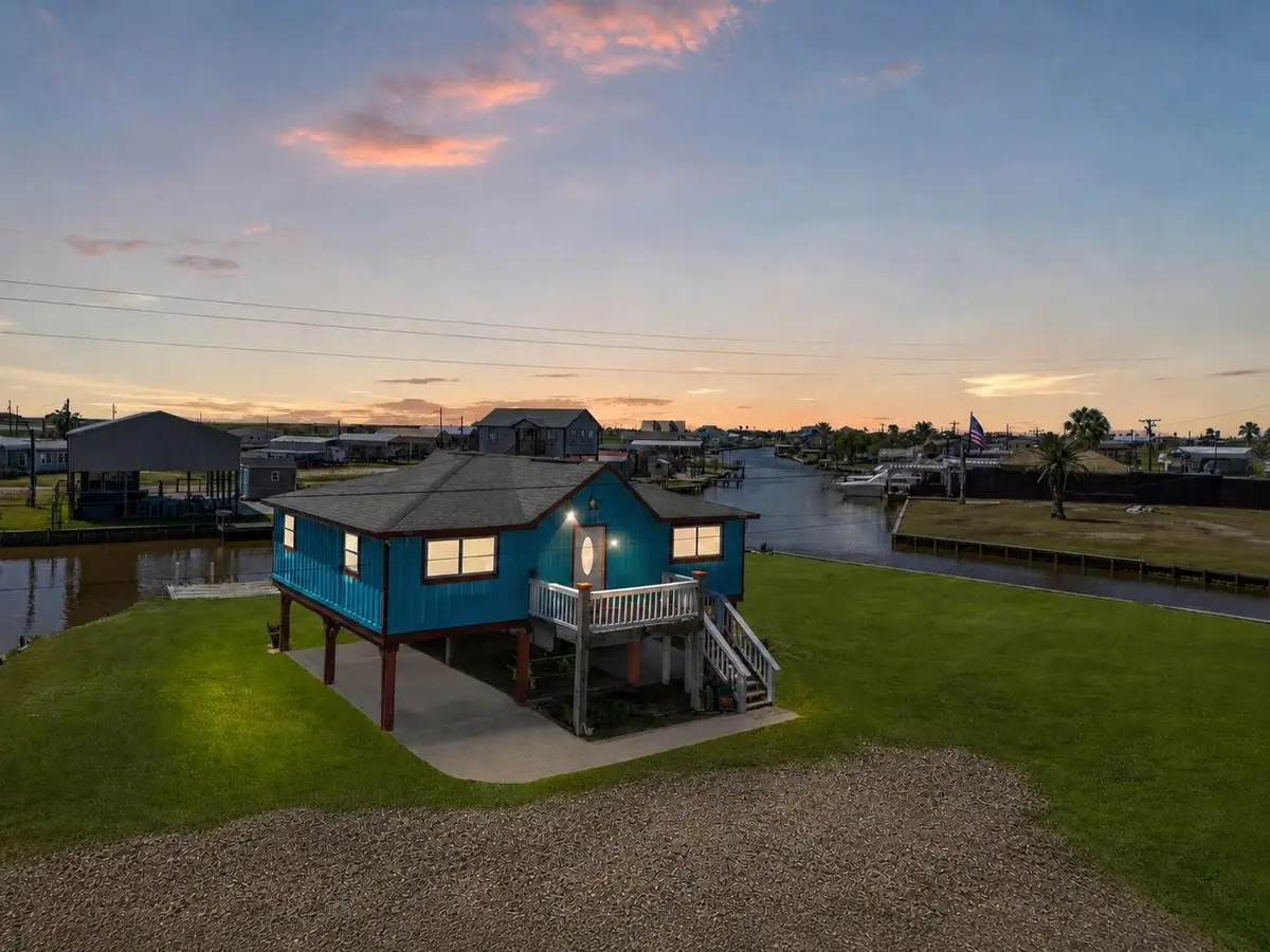 2238 County Road 201, Sargent, TX 77414 - #1
