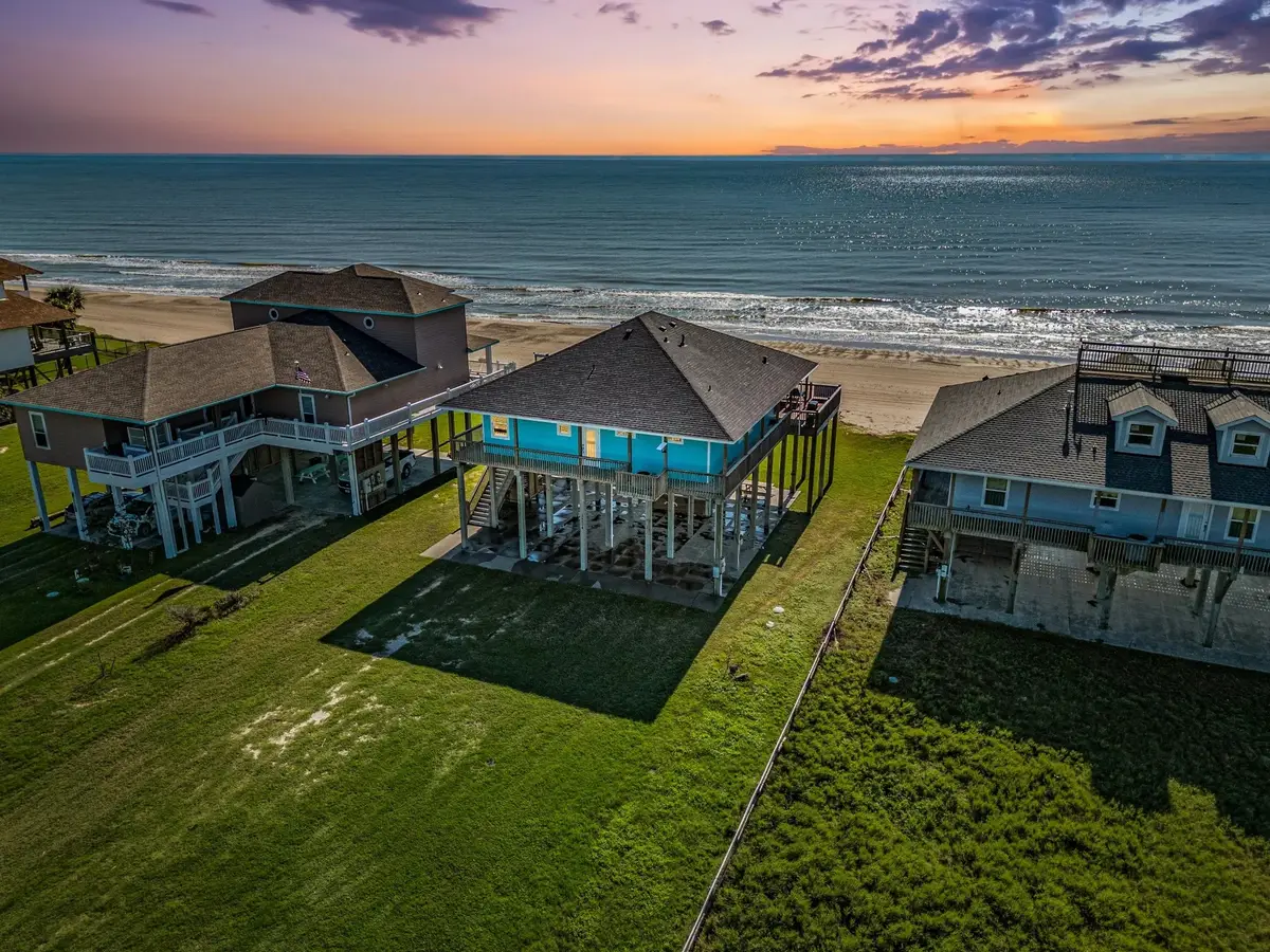 1524 Highway 87, Gilchrist, TX 77617 - #1