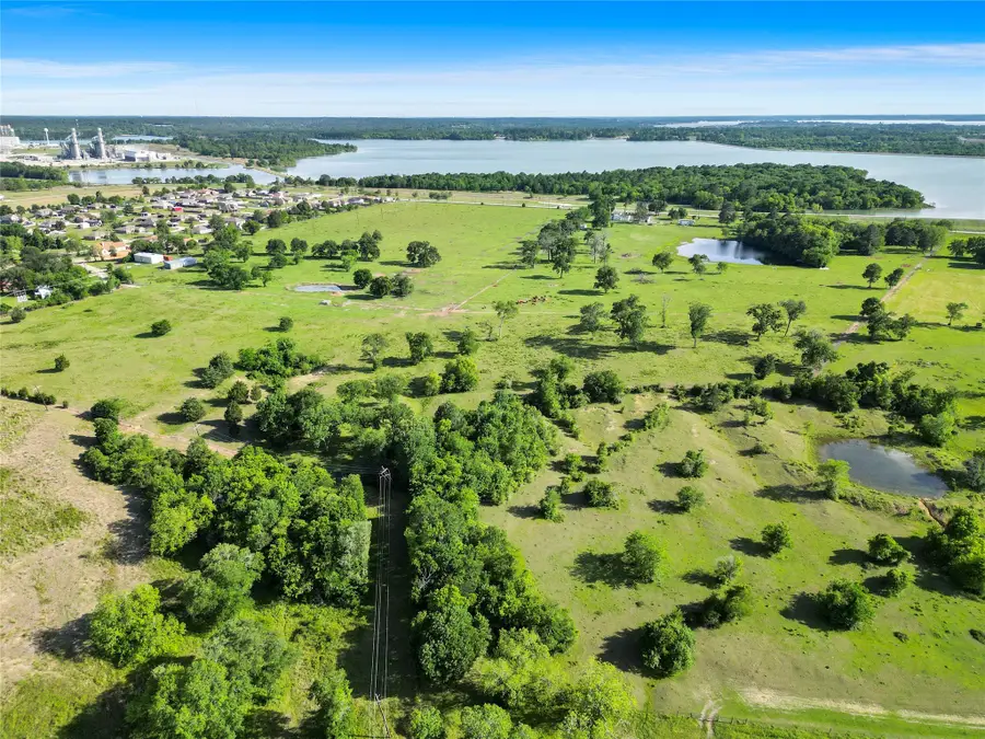 11250 Longstreet Road, Willis, TX 77318 - Image #2