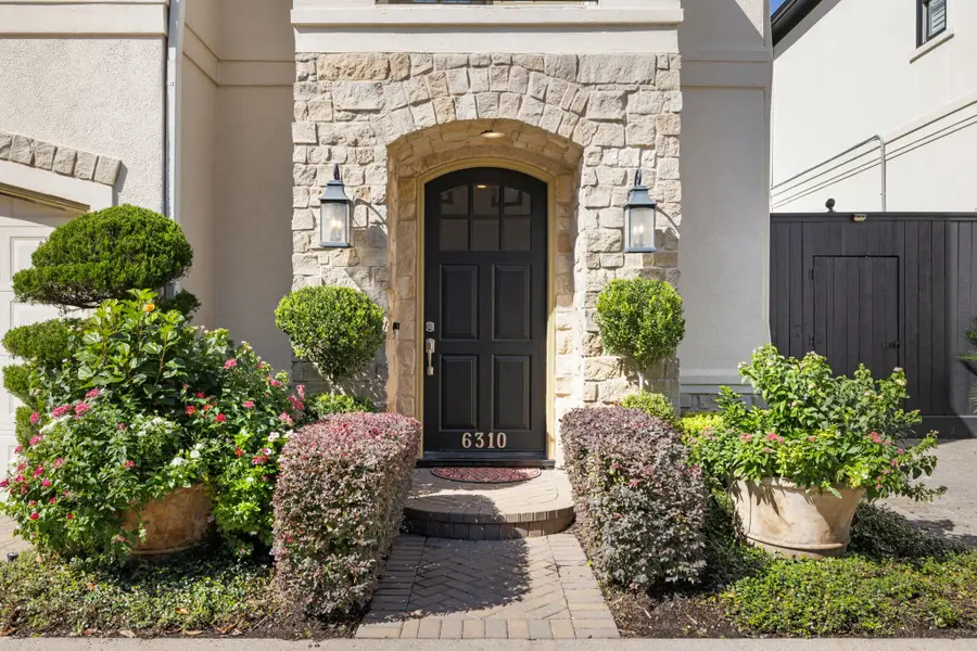 6310 Hermann Lake Drive, Houston, TX 77021 - Image #2