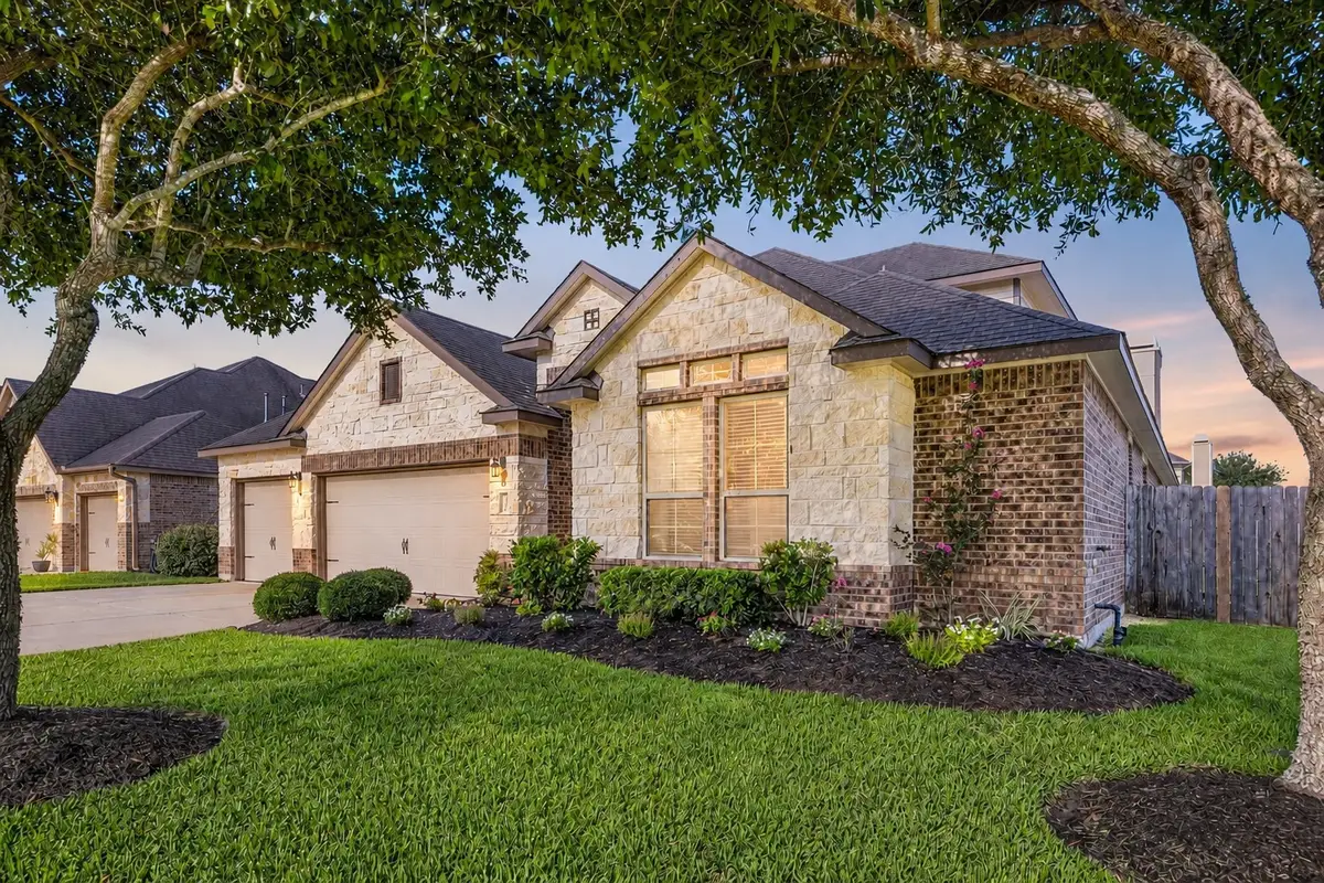 732 Somerset Landing Lane, League City, TX 77573 - #1
