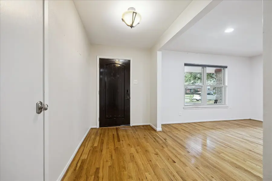 11519 Endicott Lane, Houston, TX 77035 - Image #2