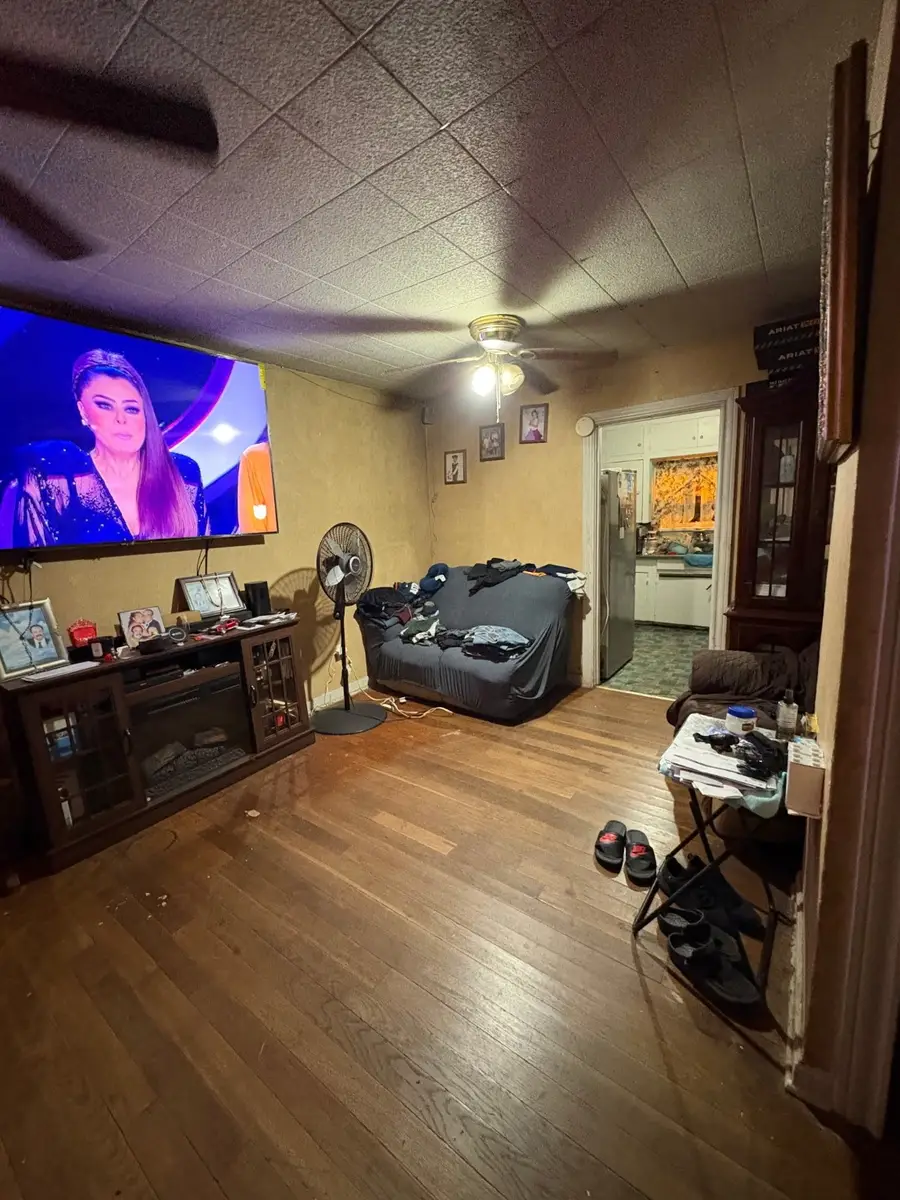 702 Gresham Street, Baytown, TX 77520 - Image #2