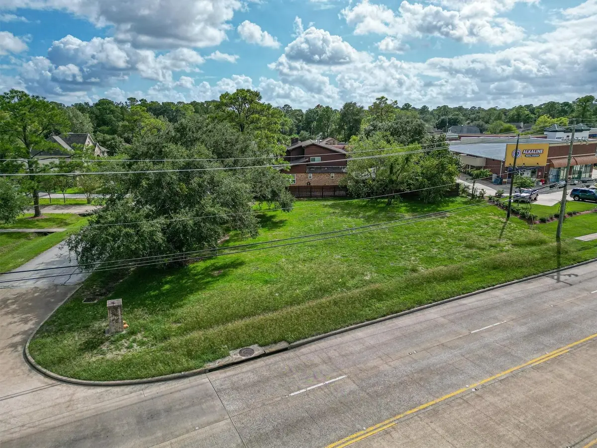 520 Fm 517 Road W, Dickinson, TX 77539 - Image #1
