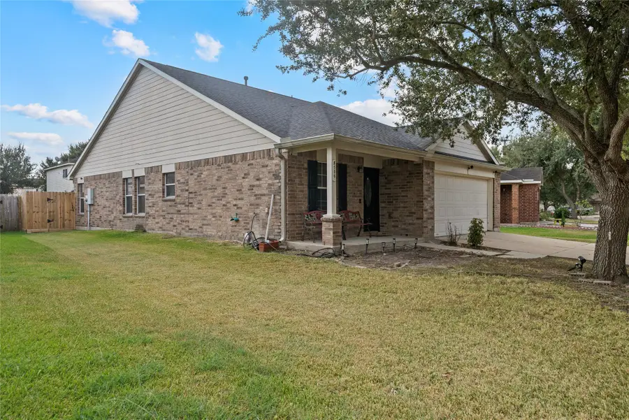 8706 Danbury Hollow Lane, Houston, TX 77075 - Image #2