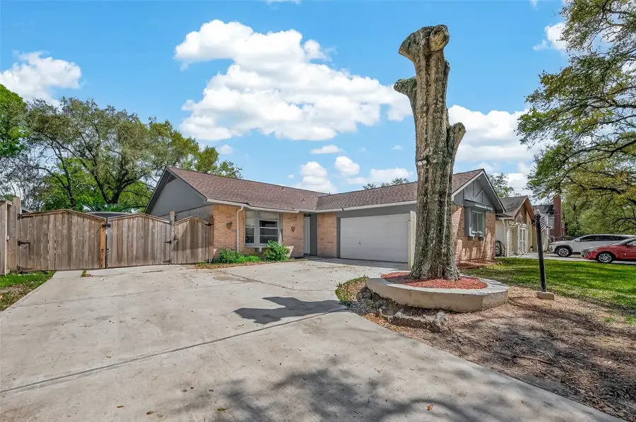 16643 Seawolf Drive, Houston, TX 77062 - #2