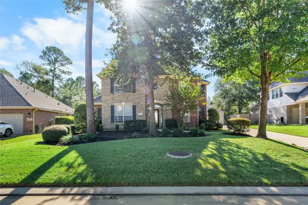 78 S Bardsbrook Circle, The Woodlands, TX 77382