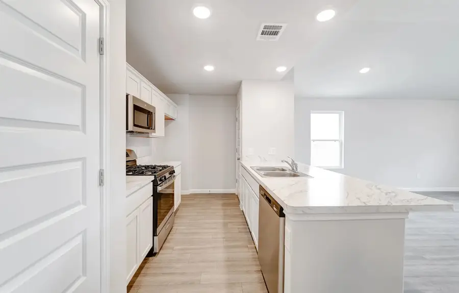 117 Sadie Marie Lane, Wharton, TX 77488 - #2