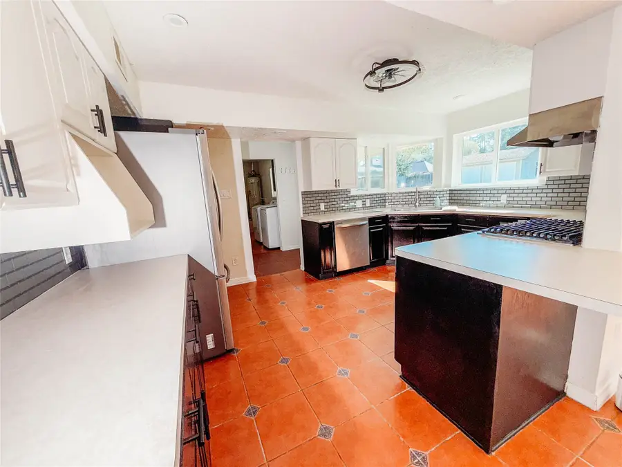 2206 Roman Forest Boulevard, New Caney, TX 77357 - Image #3