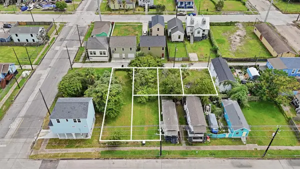 3905-3913 Winnie Street, Galveston, TX 77550