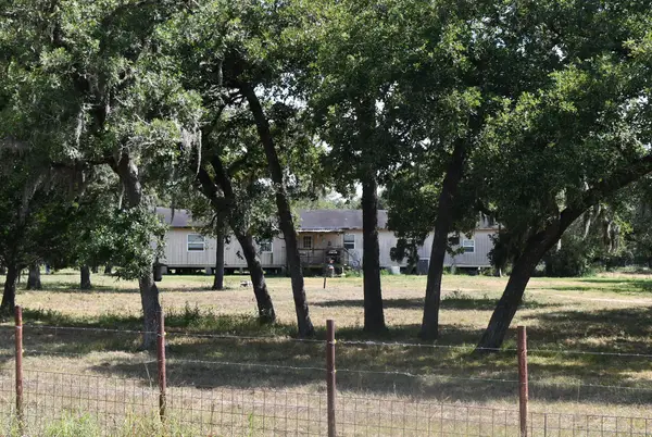 14600 Fm 530, Hallettsville, TX 77964