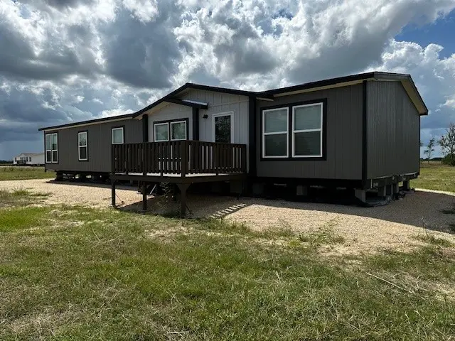 14318 Hughes Rd, Guy, TX 77444 - Image #3