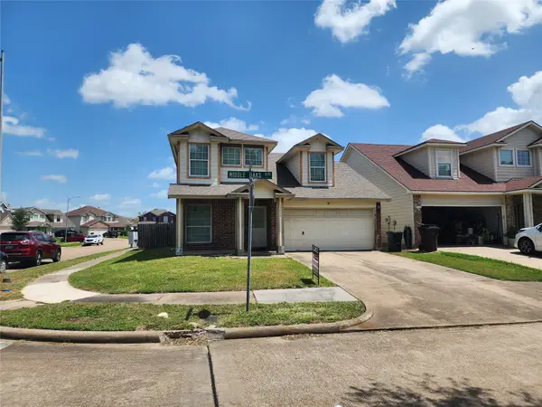 15014 Middle Oaks Boulevard, Houston, TX 77082
