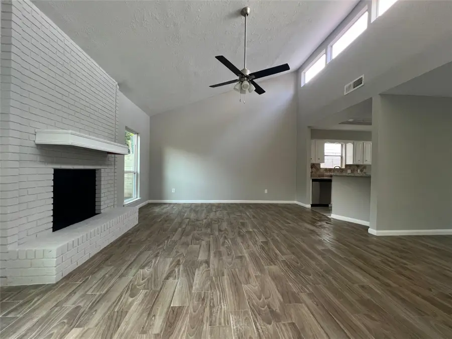3807 Saratoga Drive, Houston, TX 77088 - #2