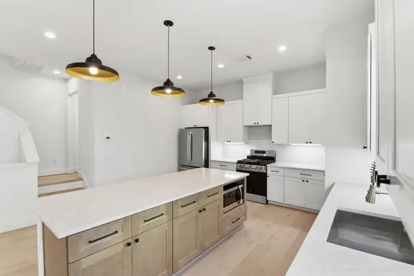 2212 Lou Ellen Lane #E, Houston, TX 77018