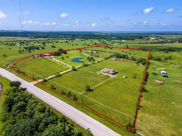 4002 Fm 2917 Road, Alvin, TX 77511