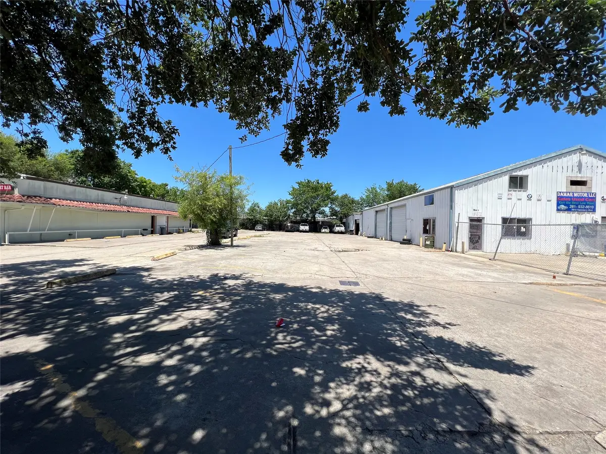 7810 Hammerly Boulevard, Houston, TX 77055 - #1