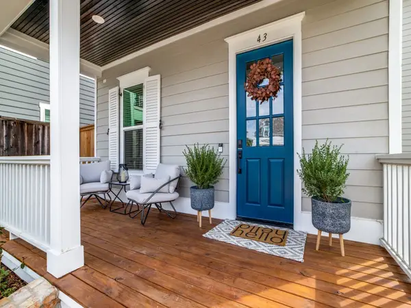 43 Red Harper Drive, Spring, TX 77389
