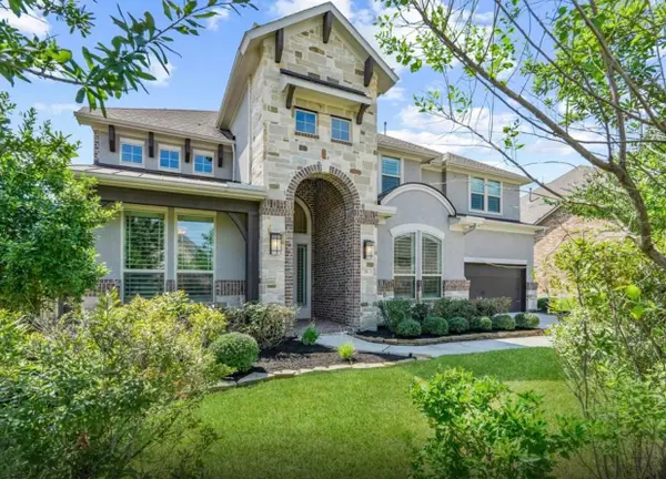 26 Argosy Bend Place, Tomball, TX 77375