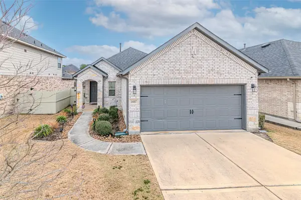 16887 Pink Wintergreen Drive, Conroe, TX 77385