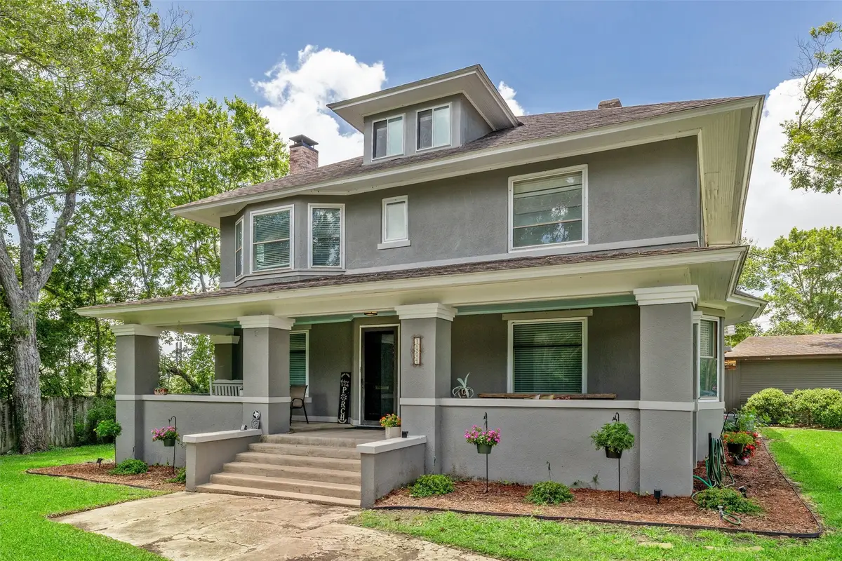 1004 Mitchell Street, Gonzales, TX 78629 - #1