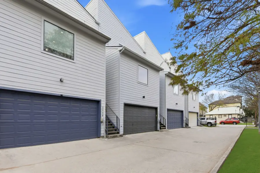 2006 Tuam Street, Houston, TX 77004 - Image #2