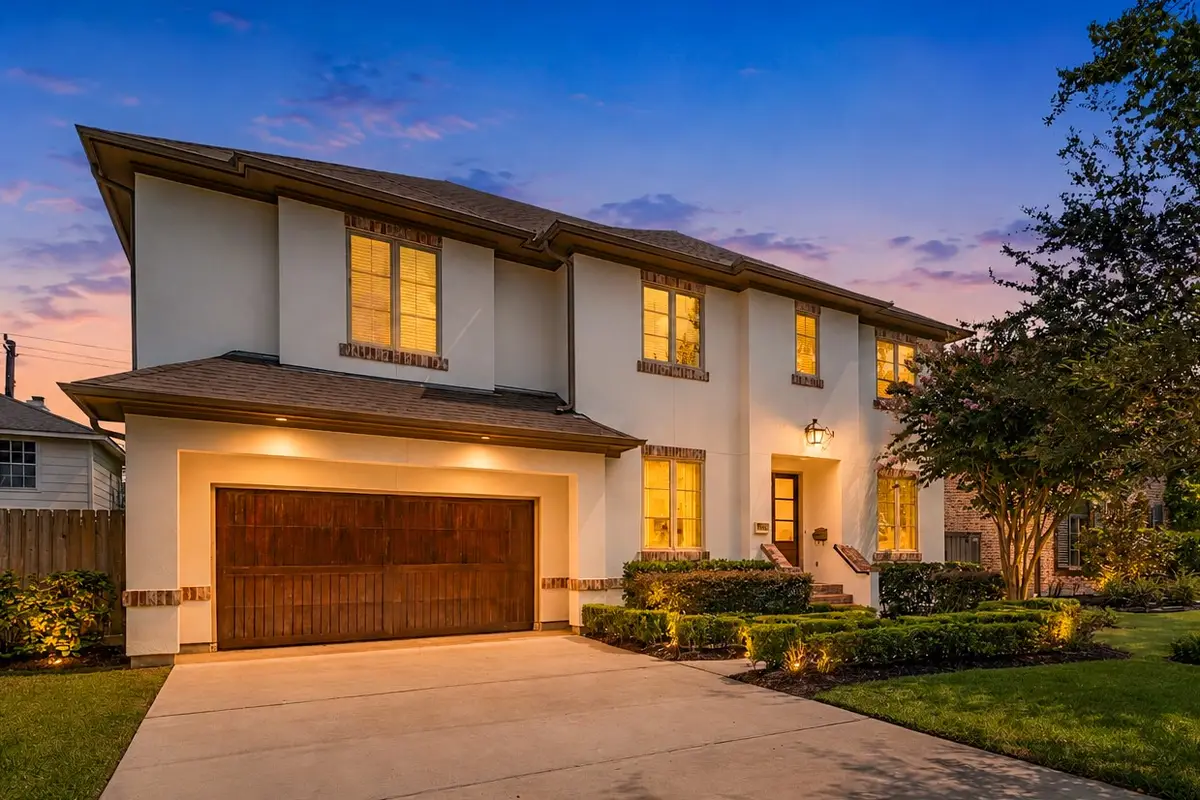 5216 Locust Street, Bellaire, TX 77401 - #1