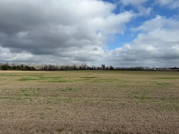 2735 Fm 723 Road, Rosenberg, TX 77471