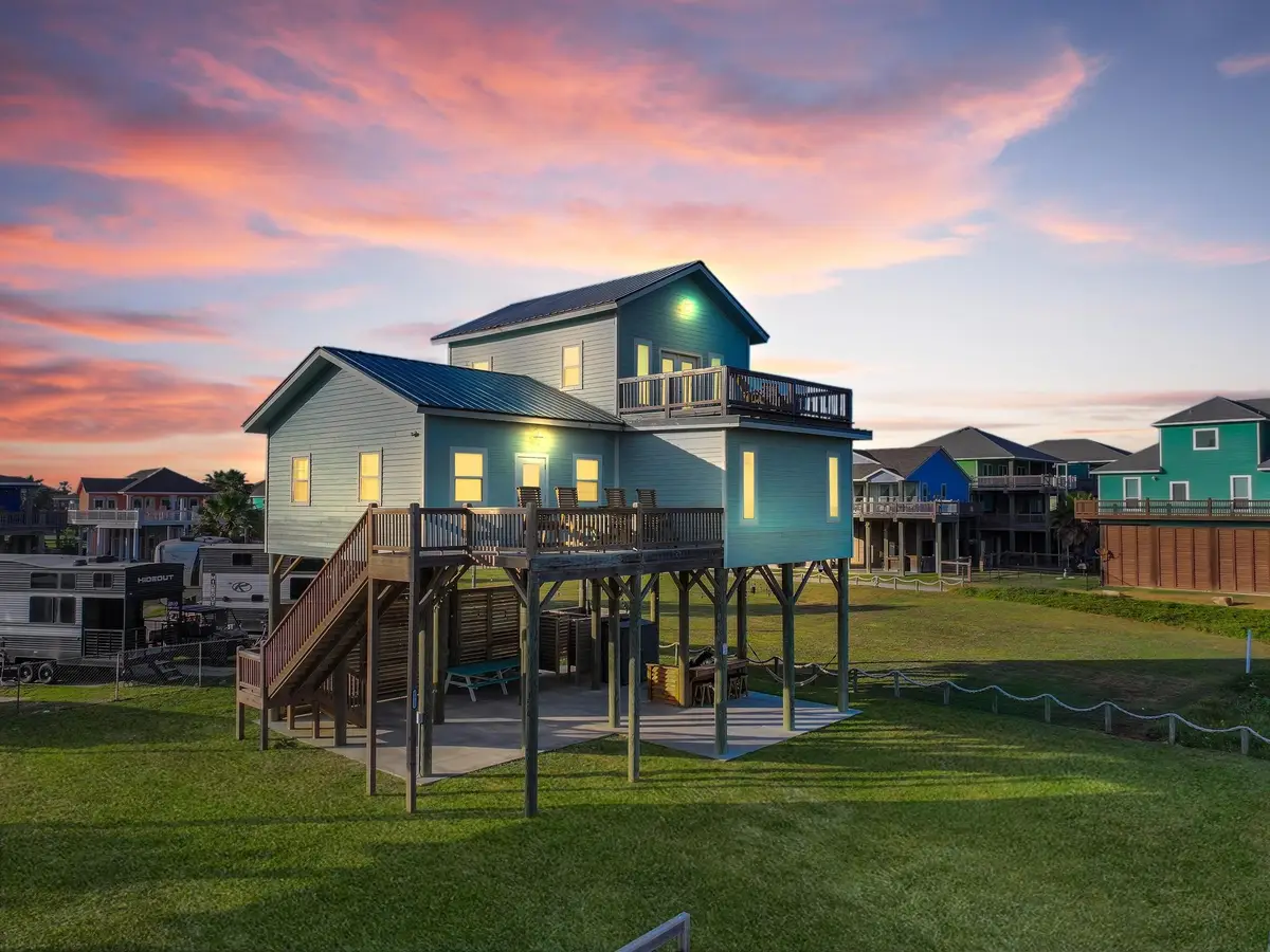 1890 Atlantis Lane, Crystal Beach, TX 77650 - #1