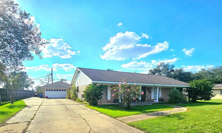 117 Laughlin Road, Eagle Lake, TX 77434 - Image #2