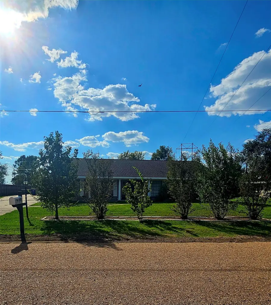 117 Laughlin Road, Eagle Lake, TX 77434 - Image #3