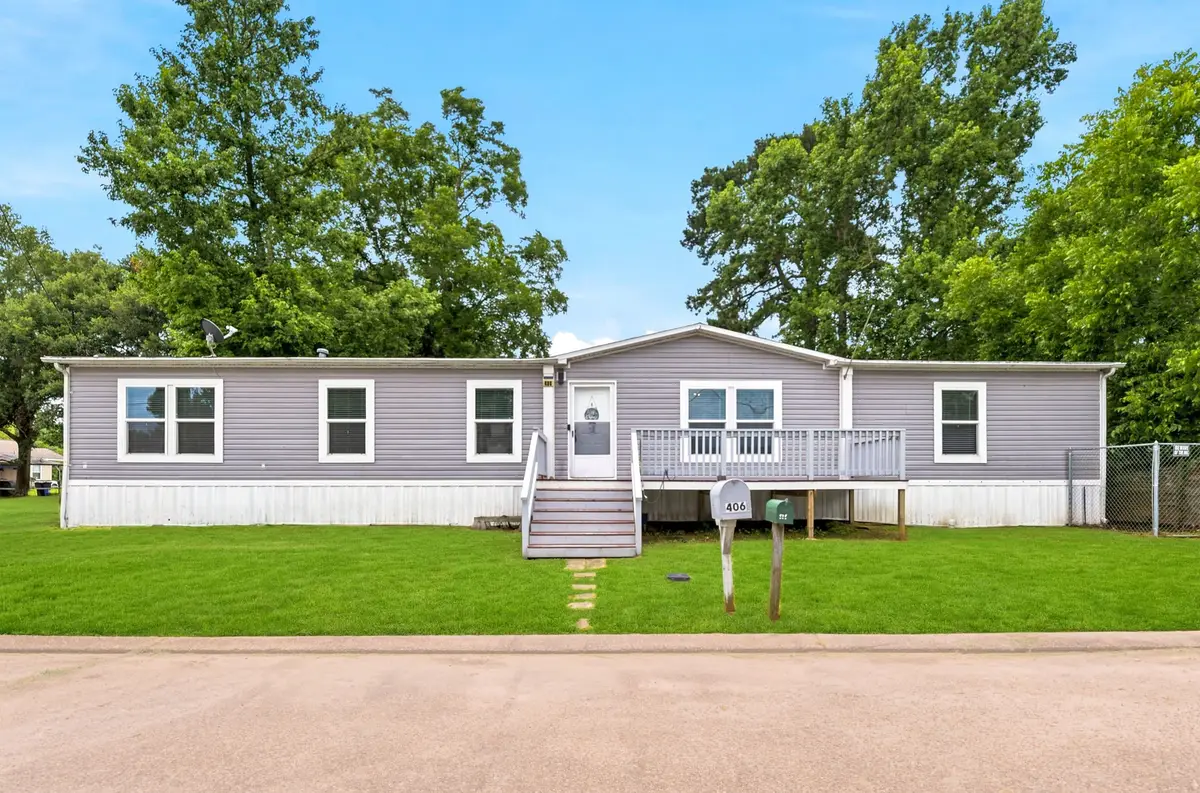 406 Baker Circle, Ames, TX 77575 - #1