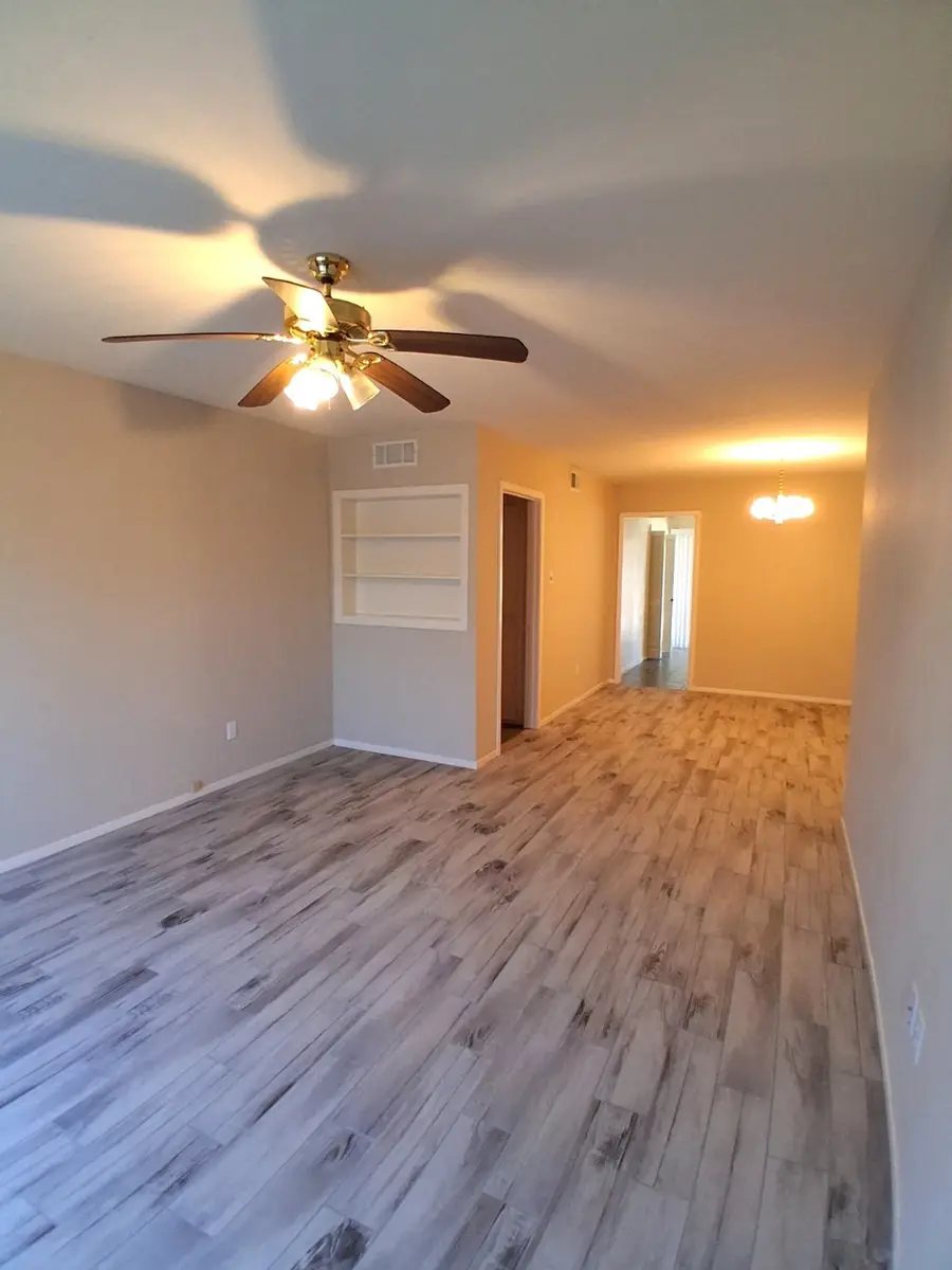 7205 Beechnut Street #A, Houston, TX 77074 - Image #2