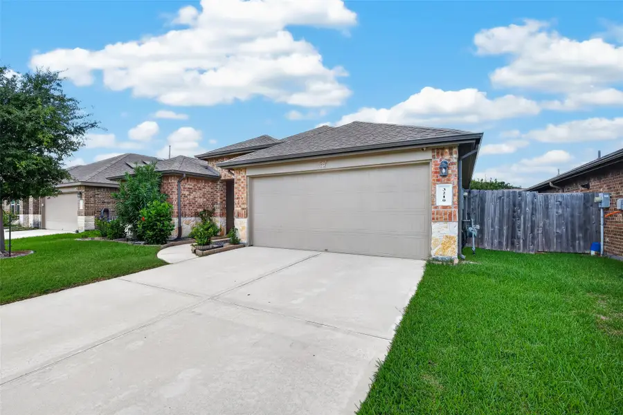 3210 Specklebelly Drive Drive, Baytown, TX 77521 - #2
