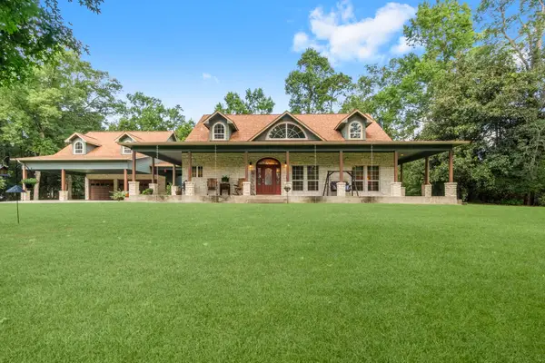 375 Crestview Drive, Livingston, TX 77351