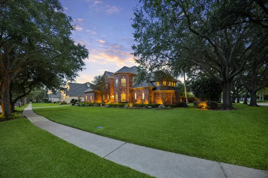 624 Lakeshore Drive, Sugar Land, TX 77478 - #3