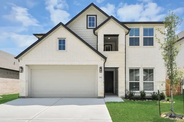 1021 Golden Glow Path, Magnolia, TX 77355